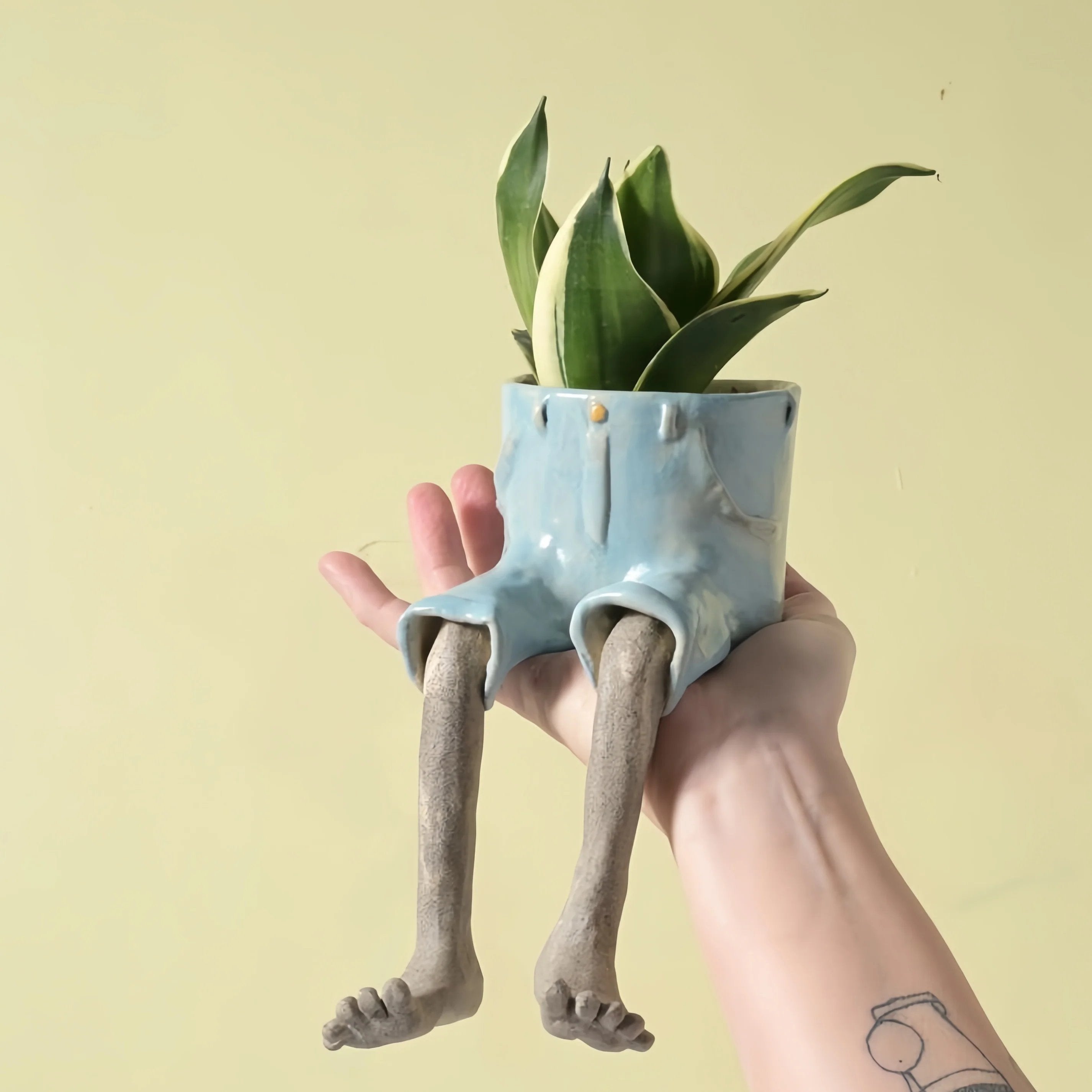 🌿✨ NEW 2026 | Flumyr® LeggyBloom™ — Viral Sitting Planter 🪴👖 Denim Skirt Edition ✨